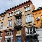 Serdika Loft - Central Sofia Studio